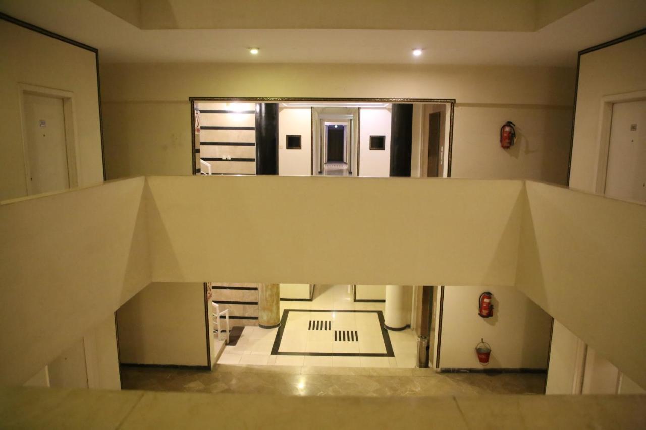 Carlton Tower Hotel Lahore Exterior foto