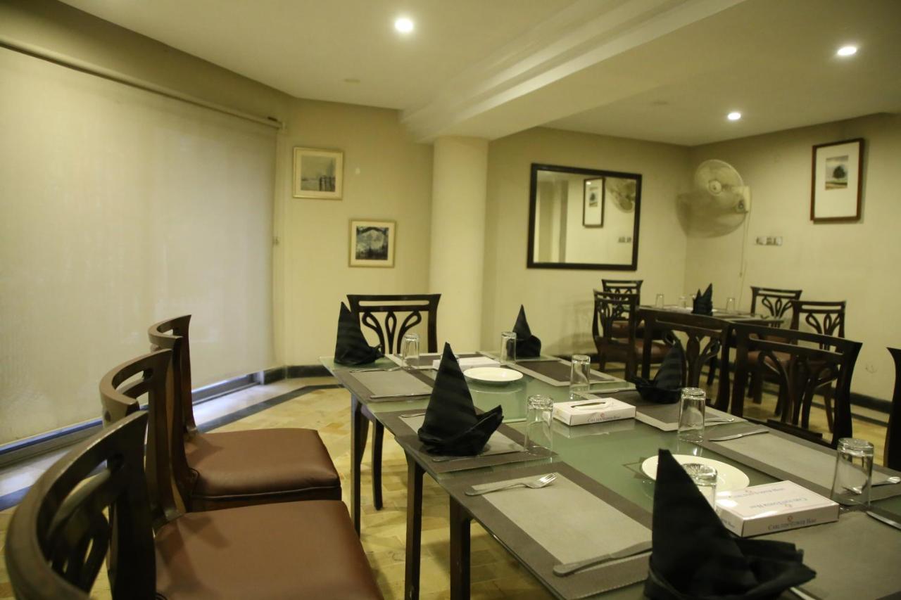 Carlton Tower Hotel Lahore Exterior foto