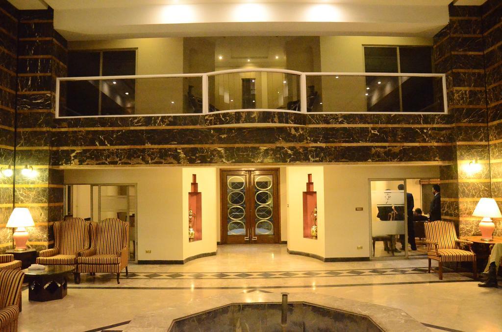 Carlton Tower Hotel Lahore Exterior foto