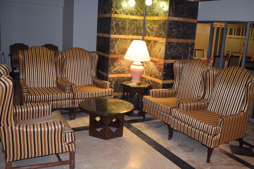 Carlton Tower Hotel Lahore Exterior foto