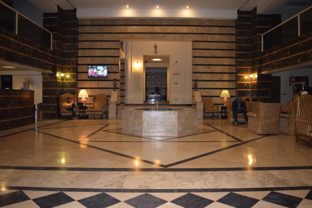 Carlton Tower Hotel Lahore Exterior foto
